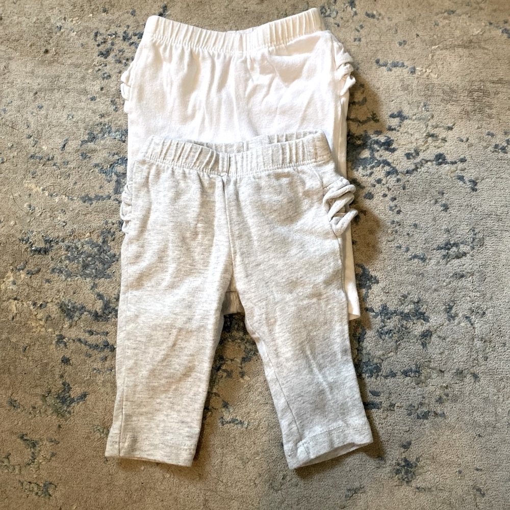 Lot of two Old Navy girls pants 0-3 months